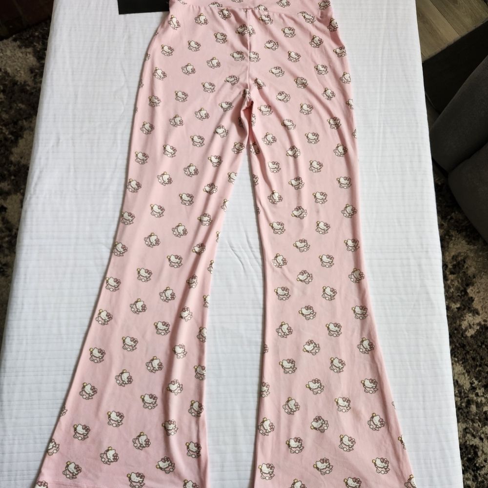 NWT Pink Flared Legging /Pajama Pants with Cute Hello Kitty Inspired Print - Picture 2 of 4